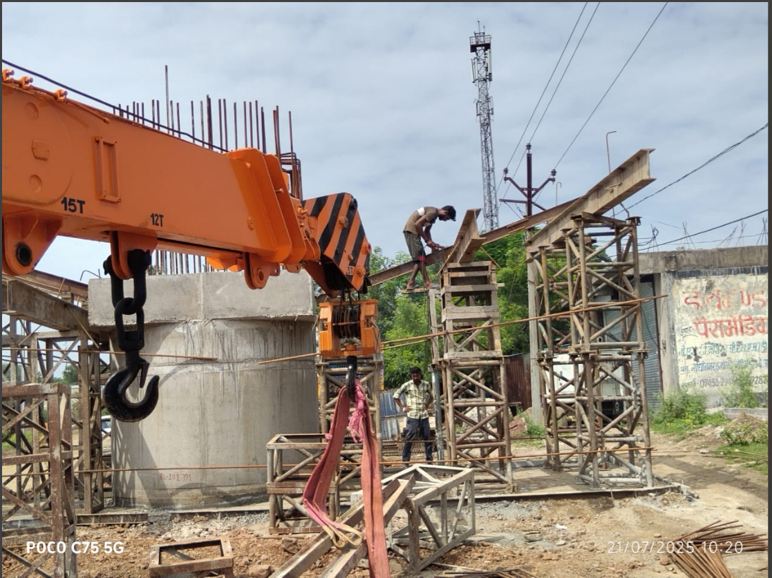 Construction of Karam River Bridge at Km 58+930